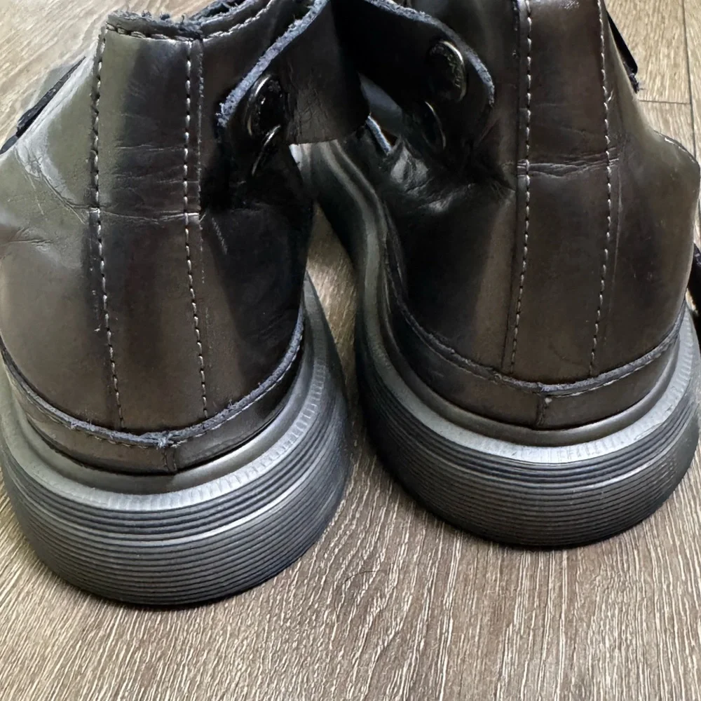 Dr. Martens Gray Sandals – Size 7